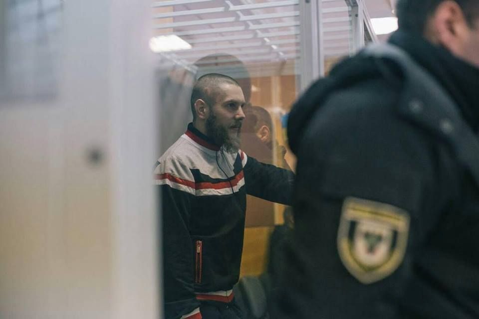 Українські вояки в українських тюрмах: доброволець Віктор Панаско продовжує перебувати за ґратами_17