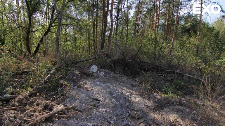 У Кобеляках скандал довкола стихійного сміттєзвалища