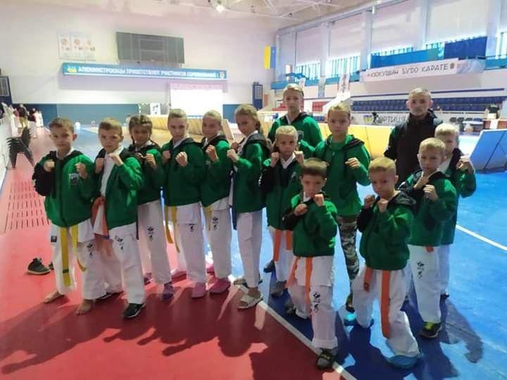 Юні полтавські каратисти повернулися з Хортиці з призовими місцями_1