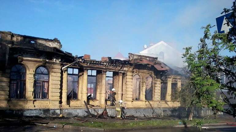 Кадетський корпус охороняє фірма, пов’язана з готелем на місці спалених класів Базилевич