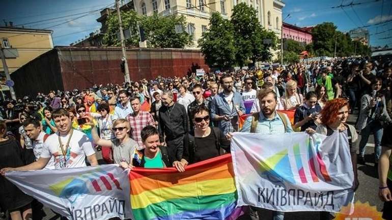 В Україні хочуть запровадити кримінальну відповідальність за неприйняття ідей ЛГБТ