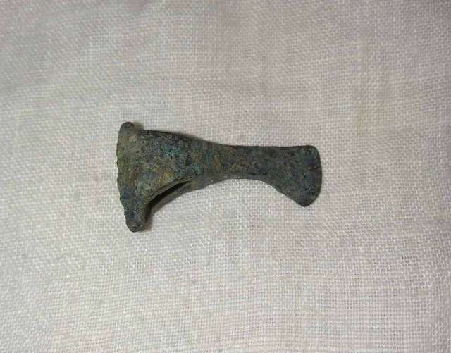 Унікальна знахідка з розкопок ранньосередньовічного городища в Опішному._1