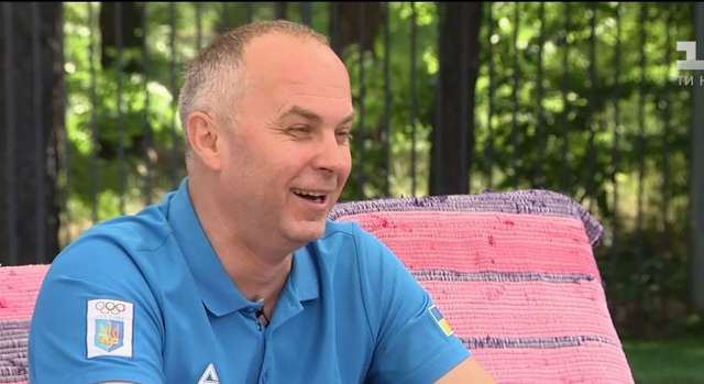 «Він любив співати Кобзона». Шуфрич пригадав про караоке Януковича і п’яні застілля Кучми_1