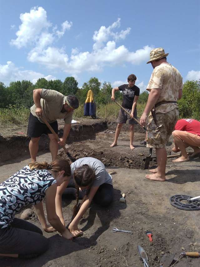 Рідкісні знахідки з розкопок поблизу Глинського на Полтавщині_4