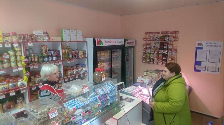 Чиновники проводять інспекцію з дотримання належних умов працівників у Чутівському районі