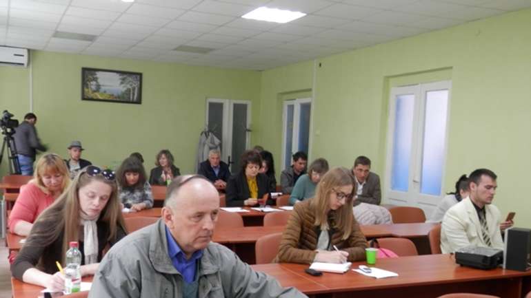 Глобинську громаду скликають на слухання з приводу появи свиноферми