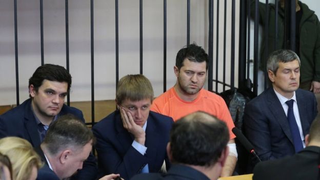 Хто кому в Україні антикорупціонер_3