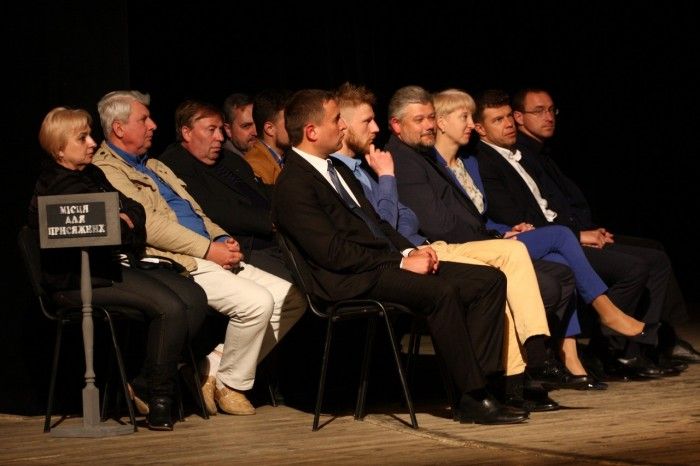 Театр лицедійства та маніпуляції ім. Лариси Гольник._1