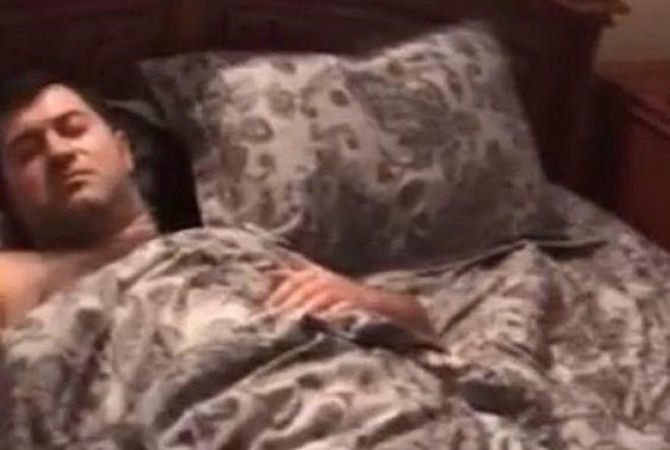 Чарівна ковдра Насірова. Історія зцілення головного фіскала України_1