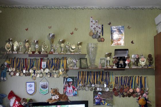 На Сумщине известная спортсменка ютится в ветхой хижине_3