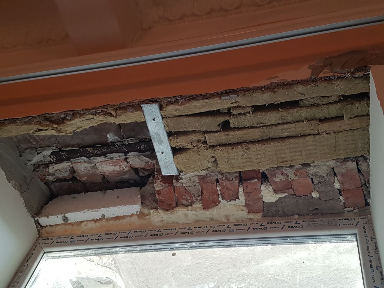 Депутати від БЮТ розкрадають бюджетні кошти, виділені на ремонт шкіл міста._1