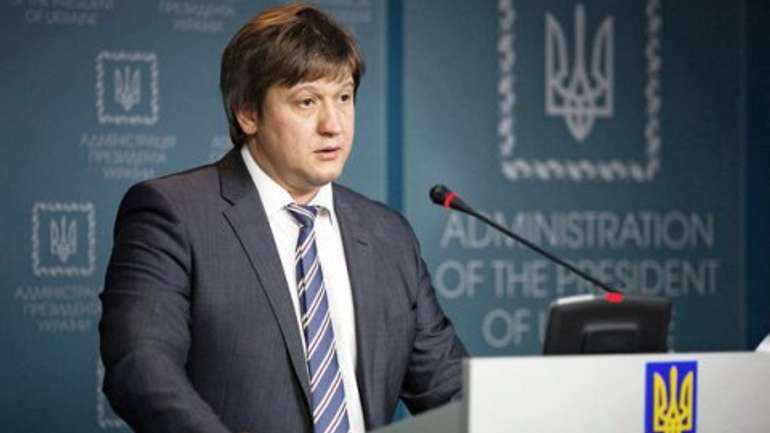 Данилюк хоче підвищити премії «реформаторам» в міністерствах