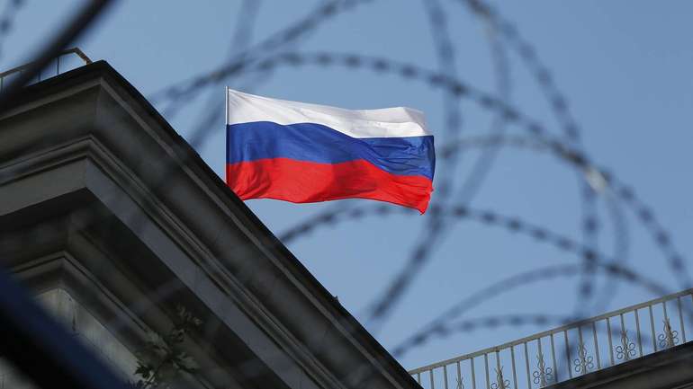 За крок до ізоляції: 14 країн ЄС висилають російських дипломатів