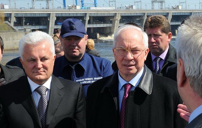 Непотопляемая гидромафия может утопить Украину_1