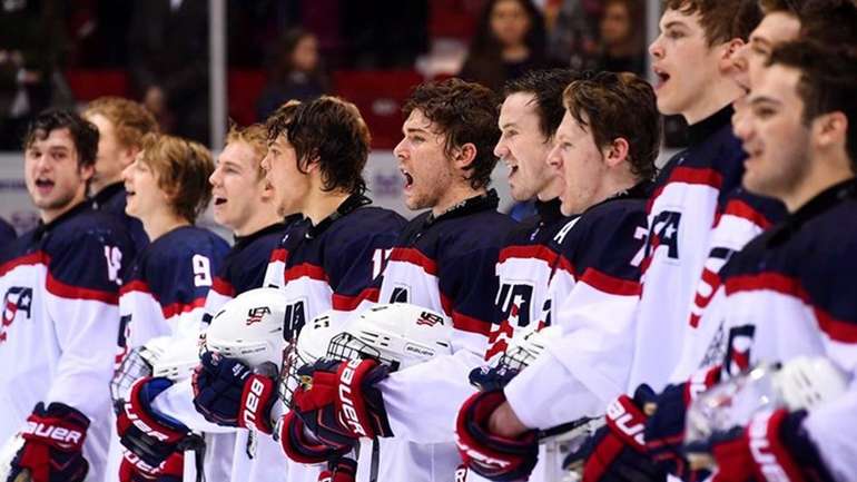 У Росії на ЧС-2018 з хокею серед юніорів організатори вимкнули гімн США після їхнього виграшу у росіян