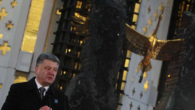 Від 52.2 млн. до 42.5 млн. Країна, де завдання – вижити