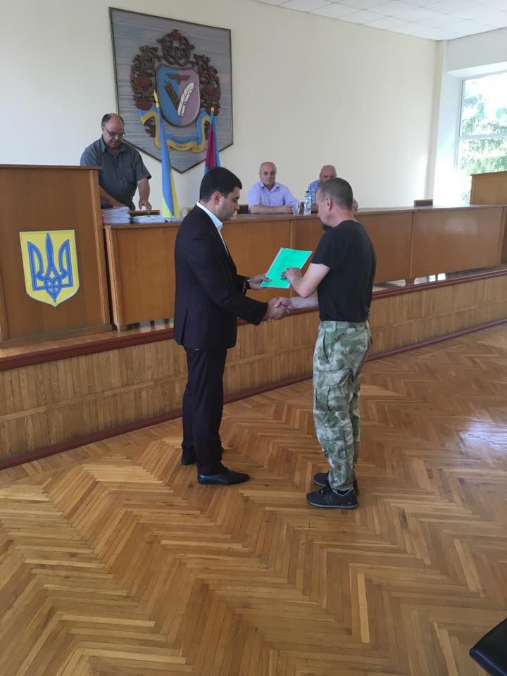 Полтавський Держгеокадастр виділив землю 29 атовцям із Гребінки _3