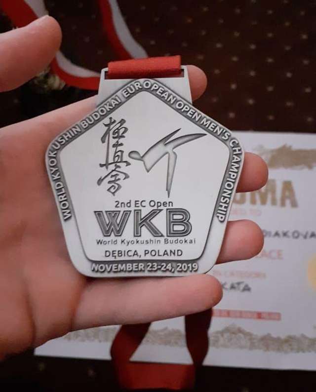Юні полтавські каратисти повернулися з перемогою з престижних змагань_1