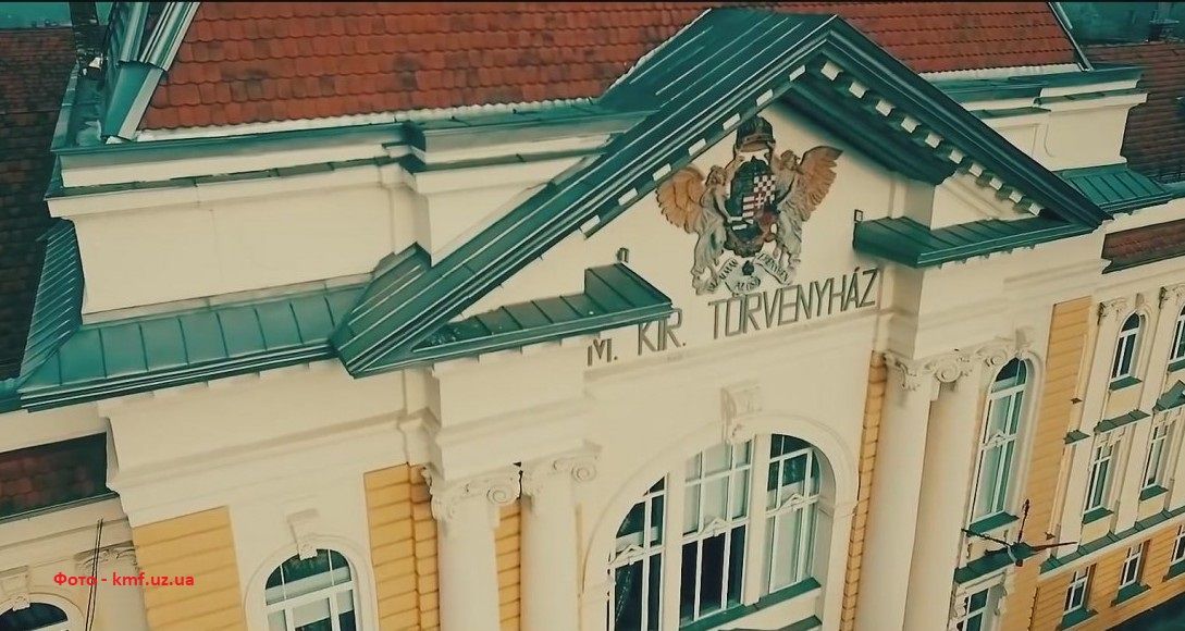 Відносини з Угорщиною: Зеленський наступає на граблі Порошенка_1