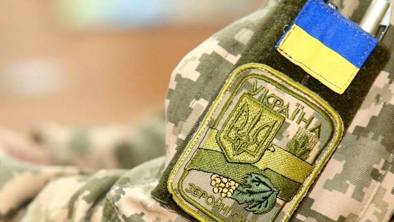 У Дніпрі вояка ледве не кинули за ґрати за те, що він мав при собі ніж