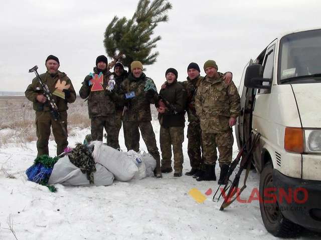 Святкування на фронті. Попередні роки війни