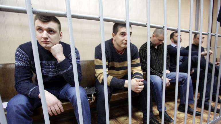 Звільнені екс-беркутівці знаходяться на пункті пропуску «Майорське», де чекають на обмін, – адвокат