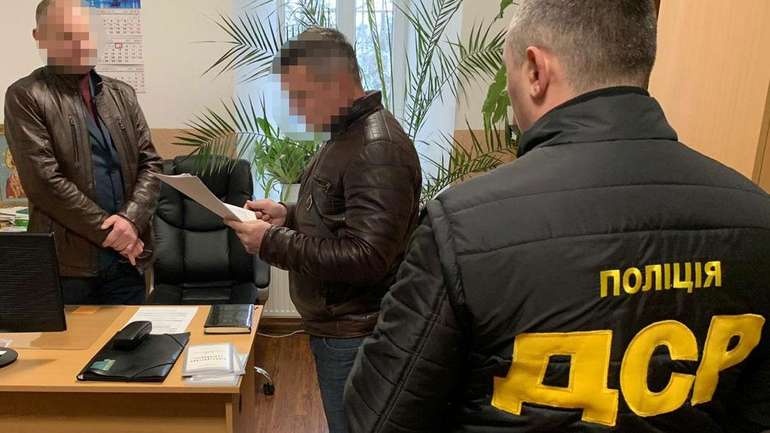 На Закарпатті чиновник міськради «прикривав» недобросовісних підрядників за «таксу» 20 тис грн
