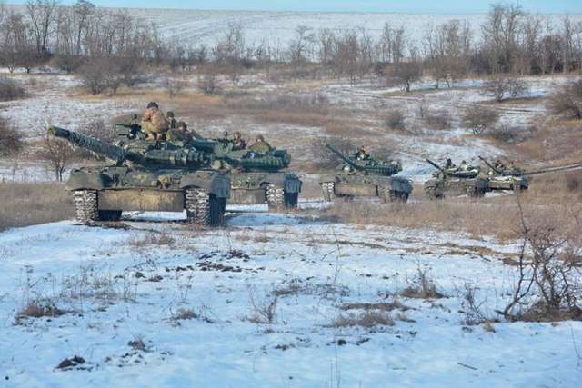 Бойове злагодження танкових екіпажів провели десантники Полтавщини_1