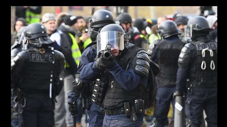 Поліція під час протестів Жовтих жилетів