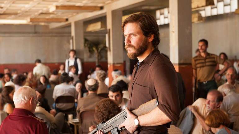 Кадр із фільму «Операція Ентеббе»