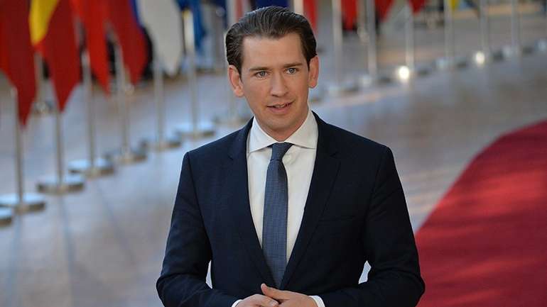 Себастіан Курц