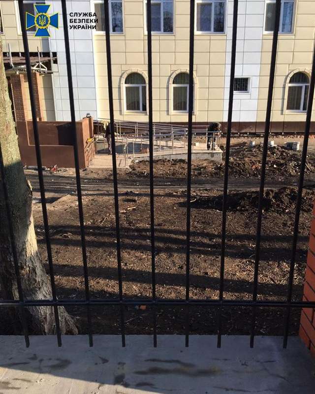 У Дніпрі чиновники «заробили» на тендерах близько 7 млн грн_1