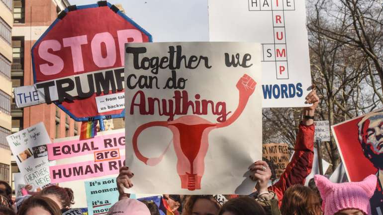 Крокодилячі сльози фемінізму