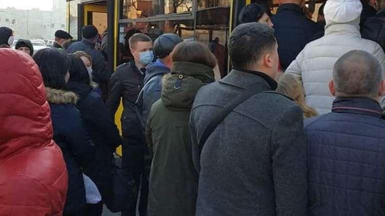 Як Київ переживає закриття метро та інші «карантинні негаразди» (фото)