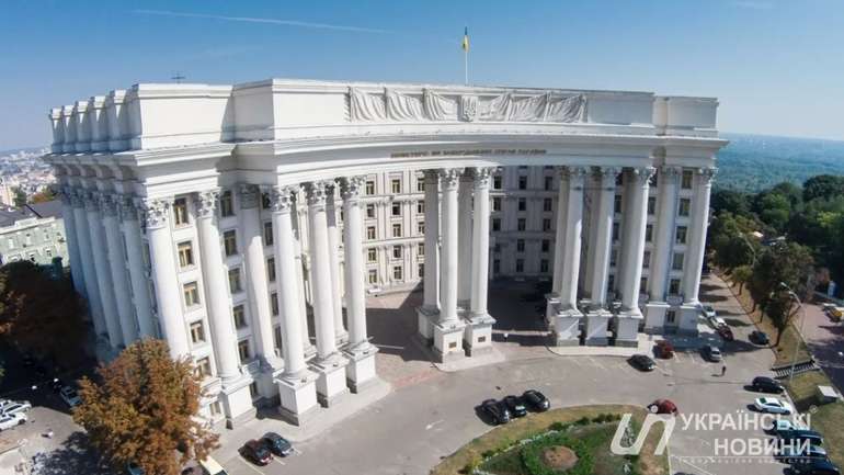 Українські дипломати закликають міжнародну спільноту посилити санкції проти РФ