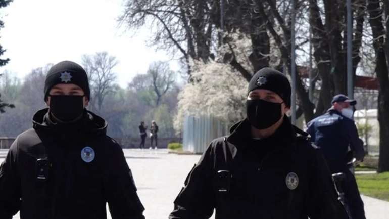 Встановлені урядом карантинні обмеження на переміщення осіб оскаржують у суді