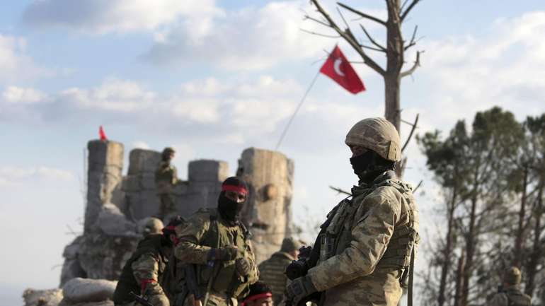 Турецька армія зупинила свою наступальну операцію в Сирії