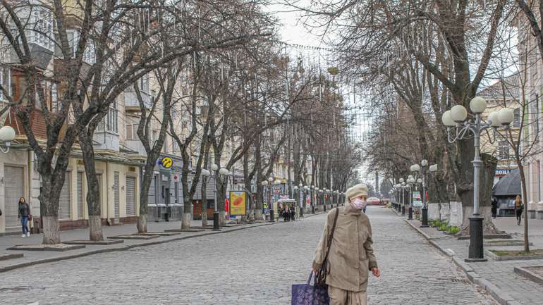 У Полтаві пенсіонерів штрафуватимуть за вихід з дому