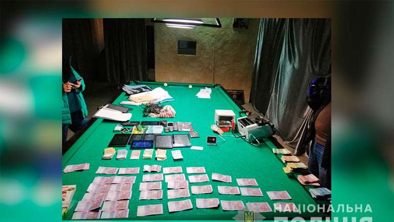 Незаконні гральні заклади викрито в одному з міст на Полтавщині