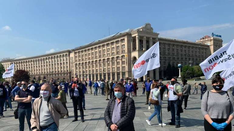 Підприємці вийшли на протест на Майдан Незалежності
