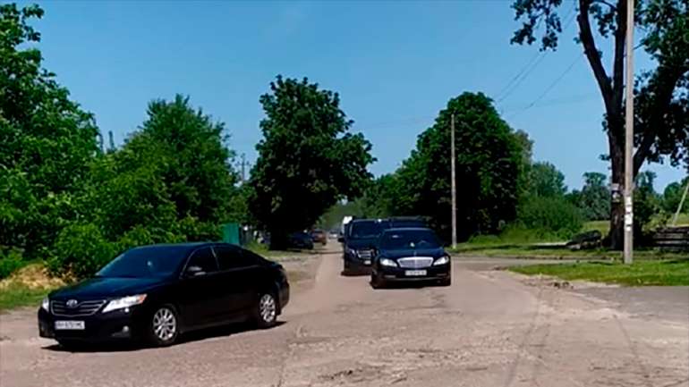 «Кортеж велосипедистів» Зеленського був помічений у Чернігові