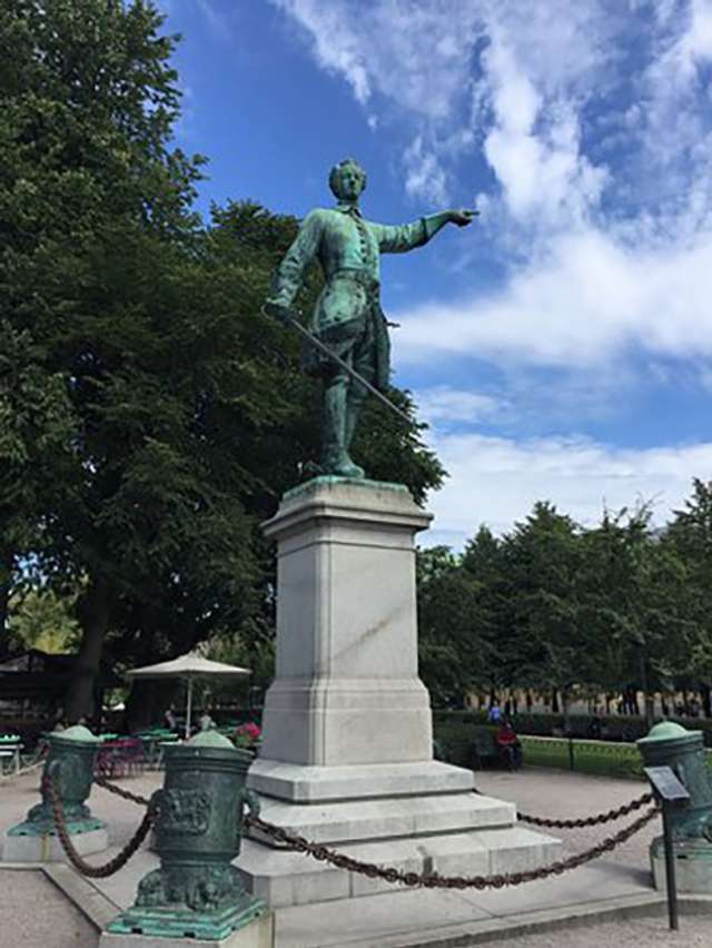 Монумент Карлу ХІІ у Стокгольмі