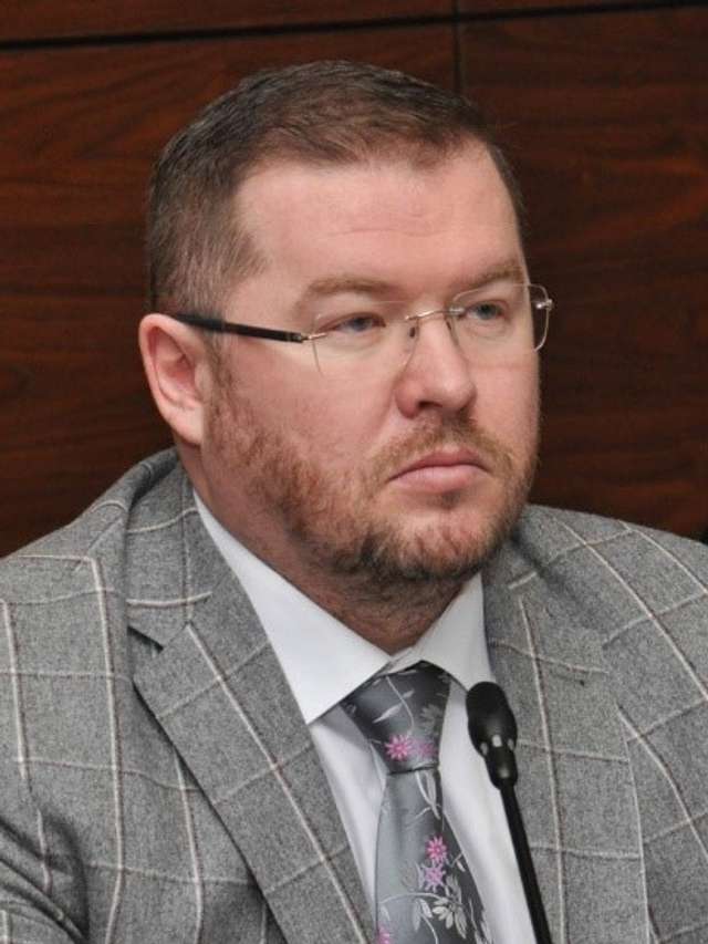Дмитро Лунін