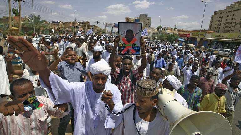 «Реформи суперечать волі Аллага»: у Судані виступають проти скасування законів шаріату