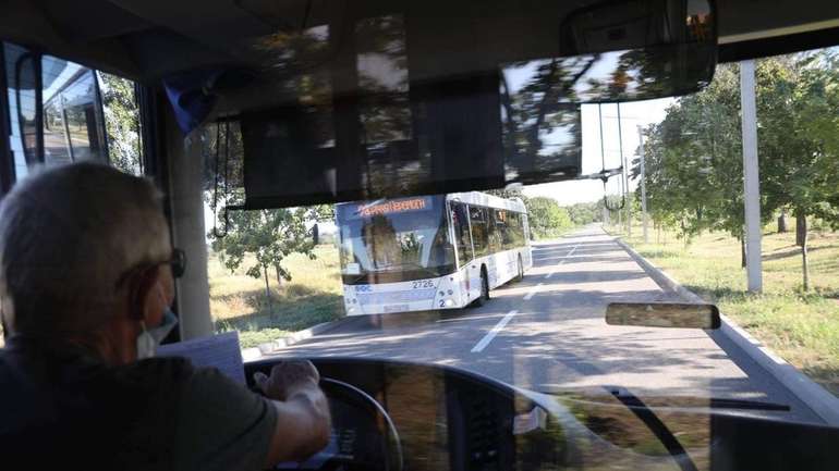 Нові багатомісні автобуси сполучатимуть віддалені райони Запоріжжя