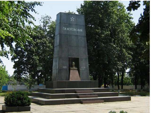 Життя триває – точиться війна_7