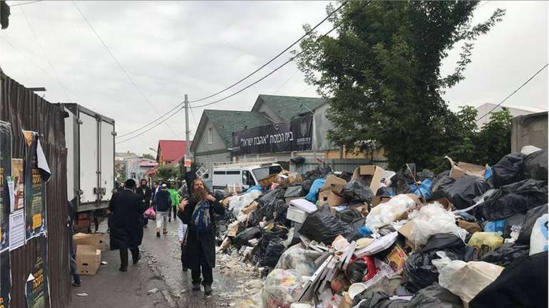 Мер Умані пообіцяв виставити блокпости та не пустити хасидів в місто