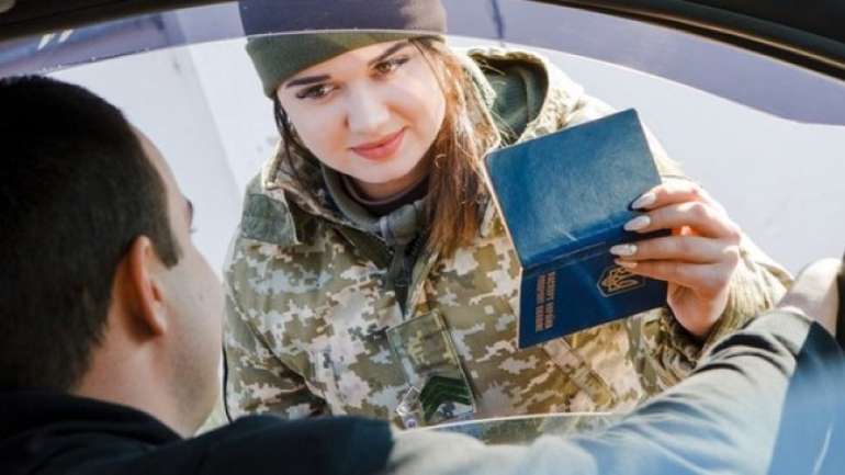 Україна призупиняє безвізовий режим із Білоруссю