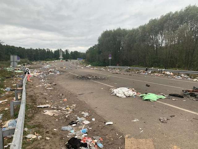 Хасиди покинули білорусько-український кордон залишивши після себе гори сміття_2