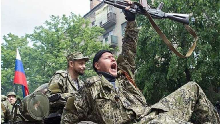 Українських військових штрафуватимуть за вогонь у відповідь на Донбасі – журналіст